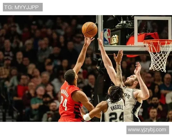 开拓者与马刺精彩对决录像回放分析及赛后精彩瞬间总结